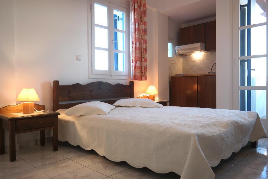 Mina'S Studios In Naxos Island Ágios Prokópios Chambre photo