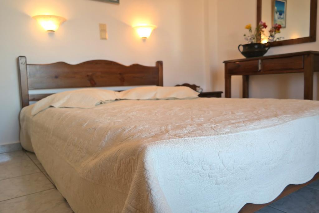 Mina'S Studios In Naxos Island Ágios Prokópios Chambre photo