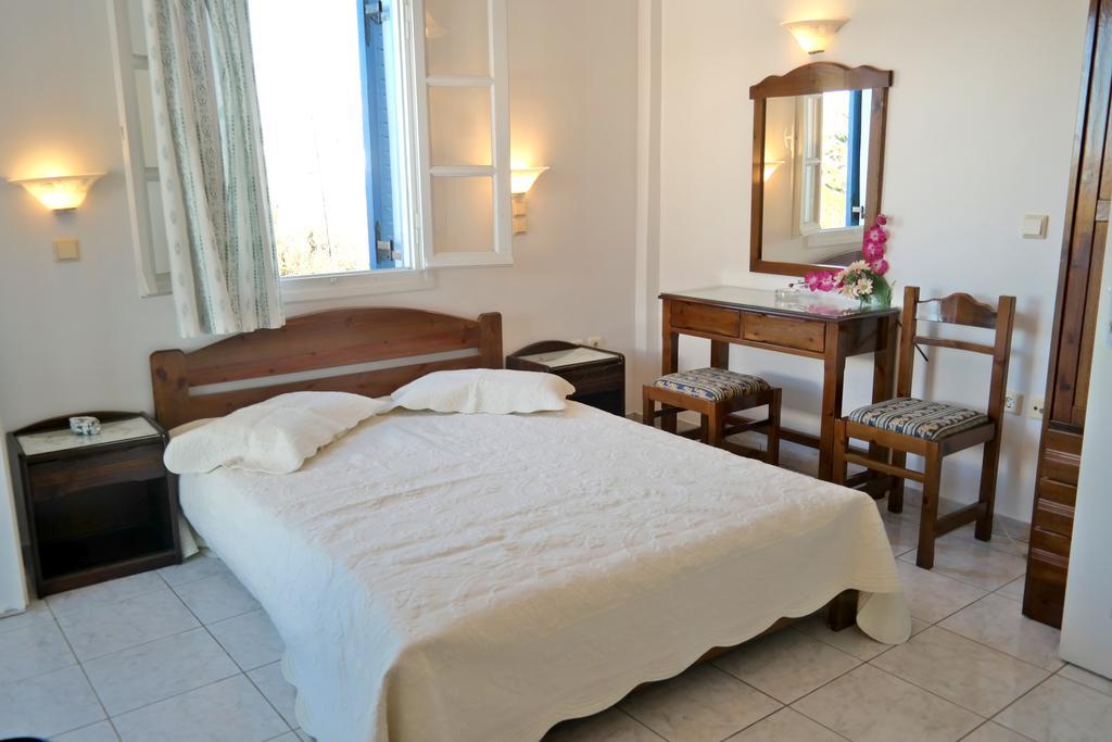 Mina'S Studios In Naxos Island Ágios Prokópios Chambre photo