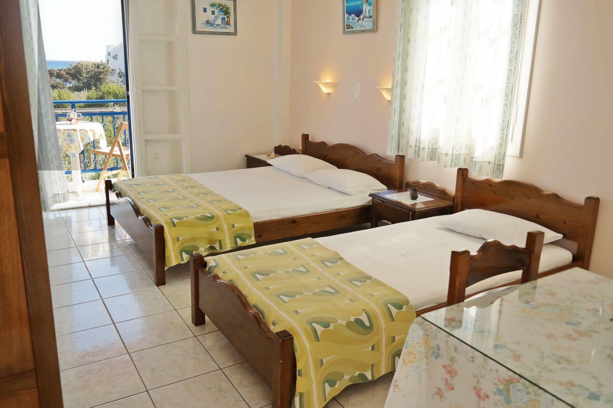 Mina'S Studios In Naxos Island Ágios Prokópios Extérieur photo